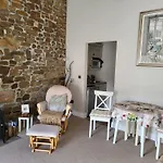Charming 2-Bed Apartment In Donegal Town Centre