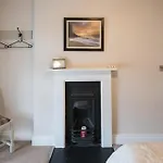 Charming 2-Bed Apartment In Donegal Town Centre