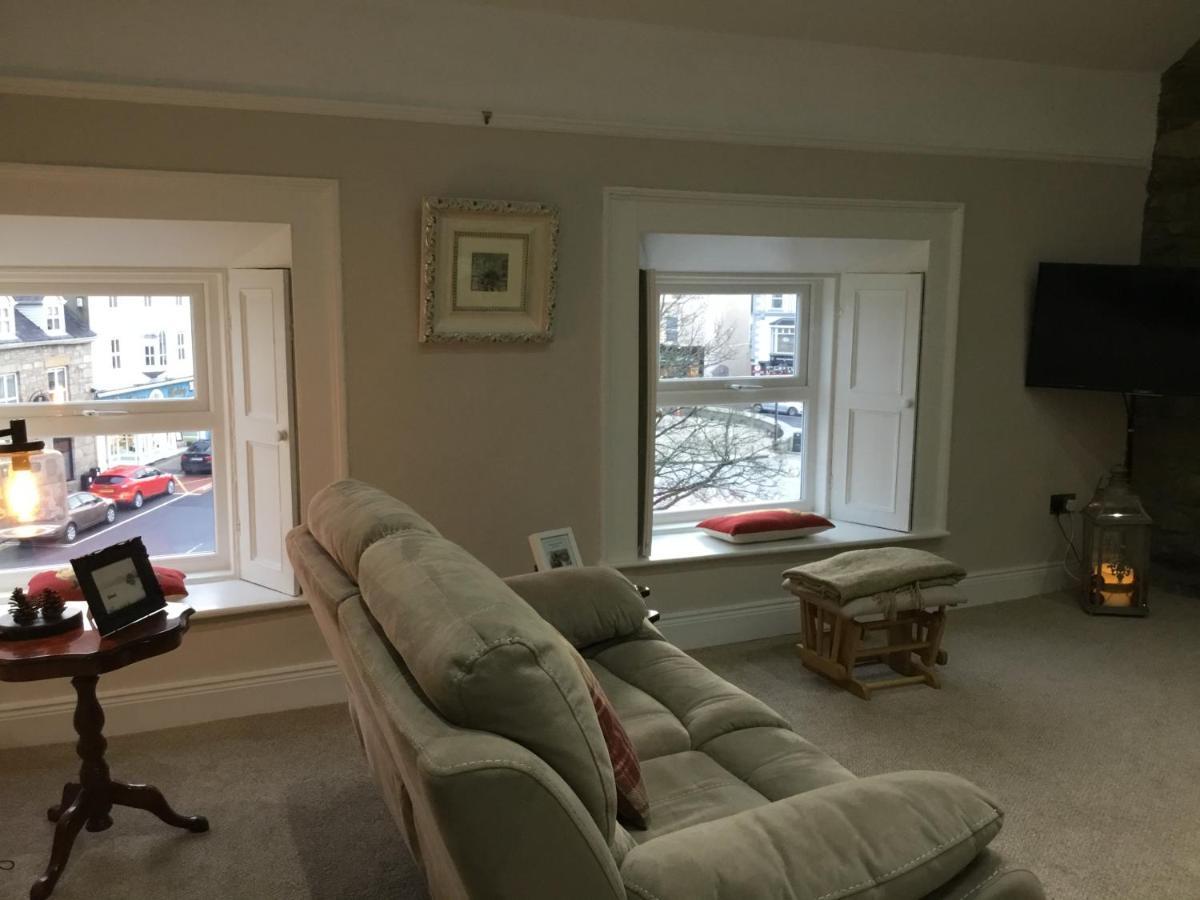 Charming 2-bed In Centre
